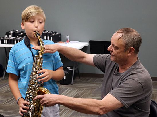 Teaching a saxophone lesson