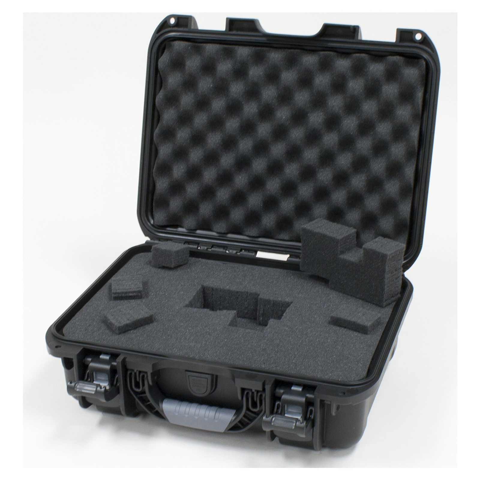Gator Waterproof Case With Diced Foam - 15" x 10.5" x 6.2"